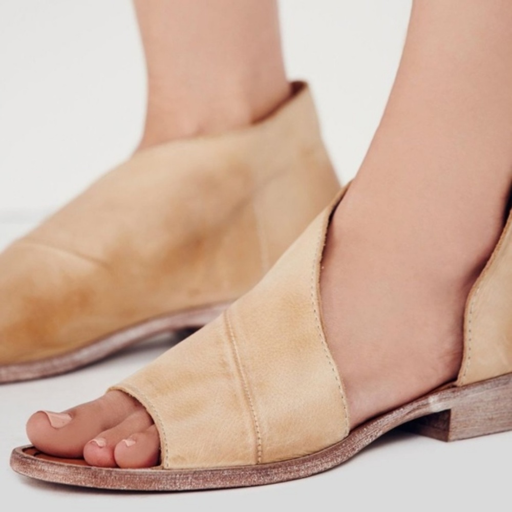 'Mont Blanc' Asymmetrical Sandal